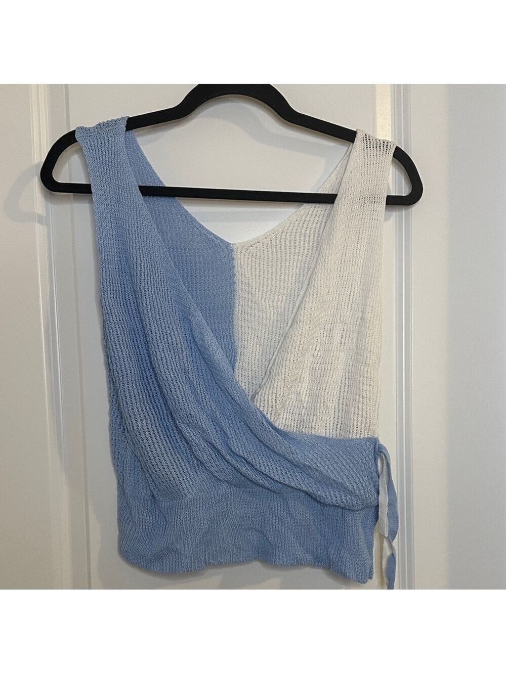 Fine Knit Color Blocking Sleeveless V-Neck Loose Relaxed Fit Wrap Top